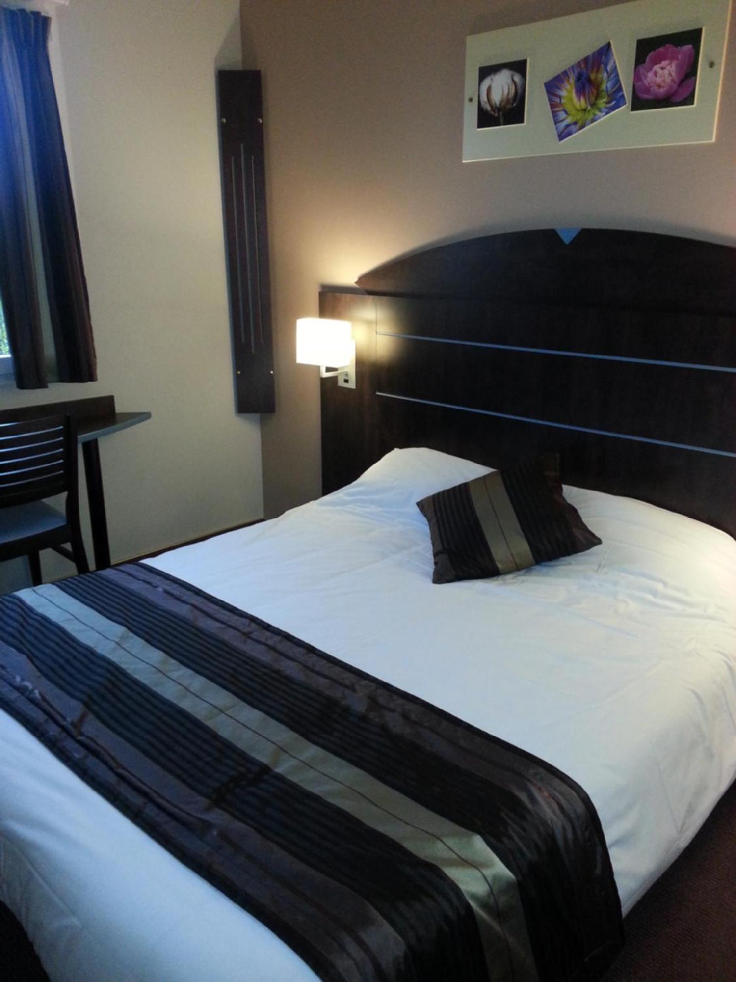 Hotel Akena City Caudry Екстер'єр фото