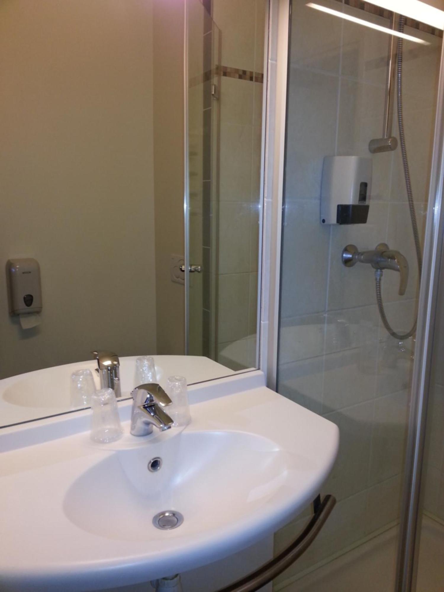 Hotel Akena City Caudry Екстер'єр фото
