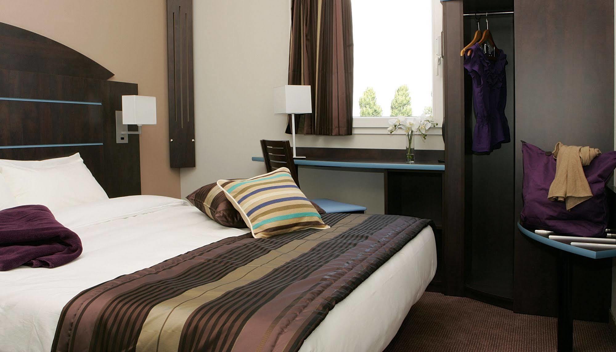 Hotel Akena City Caudry Екстер'єр фото