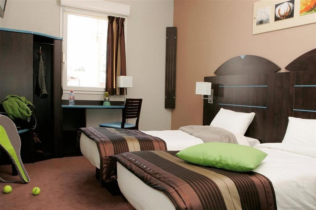 Hotel Akena City Caudry Екстер'єр фото